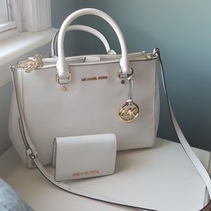 New White Michael Kors Bag+Wallet